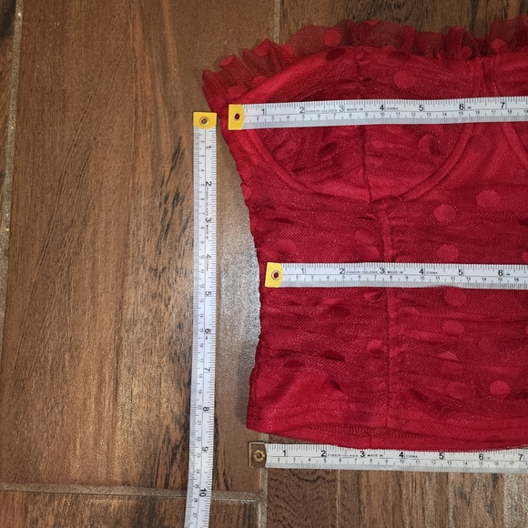 NWT Lulus size small bustier red polka dot lace structured crop top - Picture 12 of 12